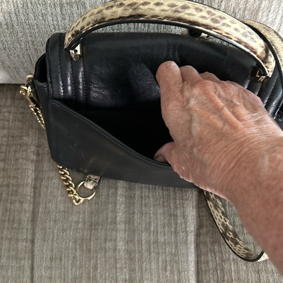 Coach , black, soft leather bag with Marley top and strap - Picture 6 of 15